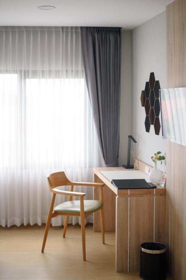 Prime Square Hotel Чиангмай Екстериор снимка