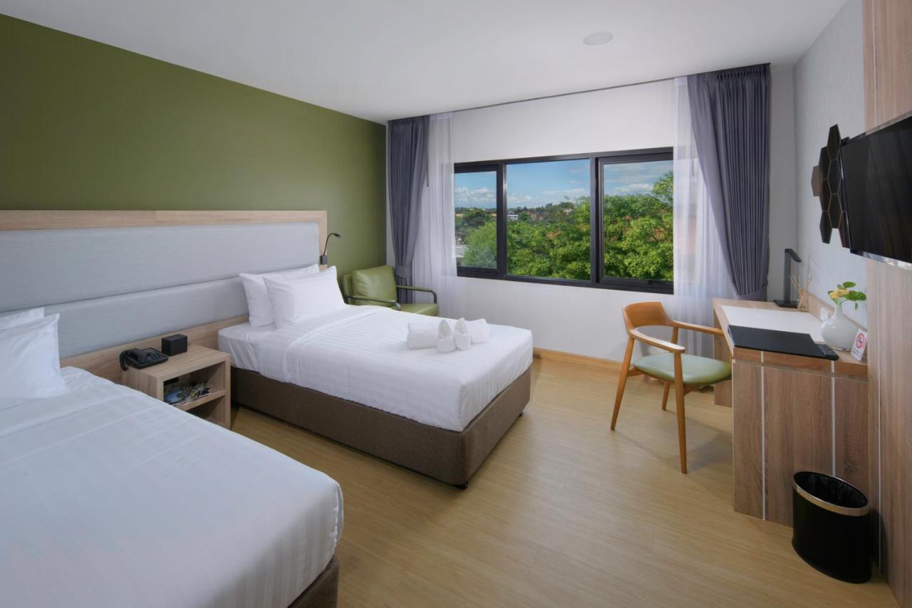 Prime Square Hotel Чиангмай Екстериор снимка