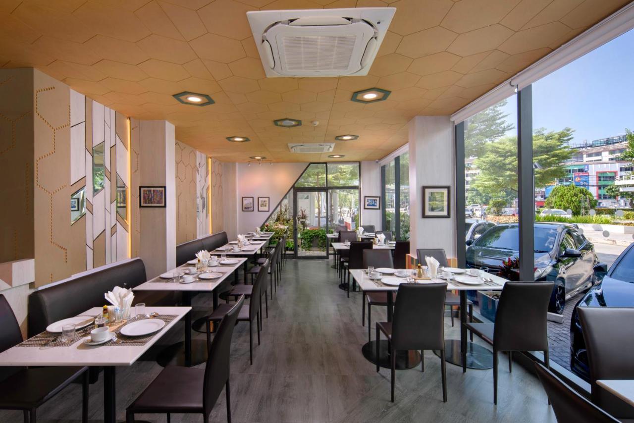 Prime Square Hotel Чиангмай Екстериор снимка