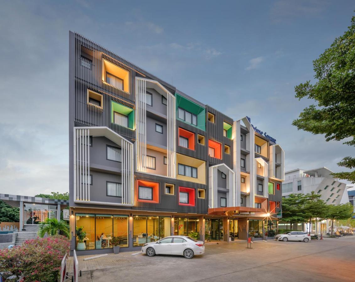 Prime Square Hotel Чиангмай Екстериор снимка