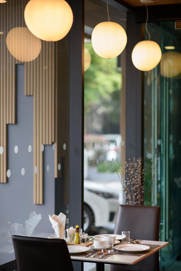 Prime Square Hotel Чиангмай Екстериор снимка